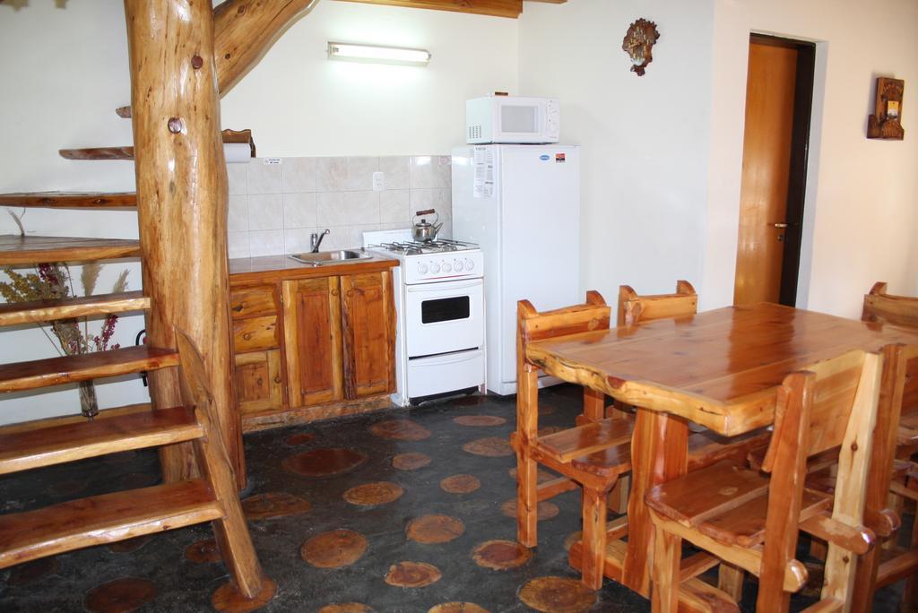 Apart Samay Hue Bungalows Dina Huapi Dış mekan fotoğraf