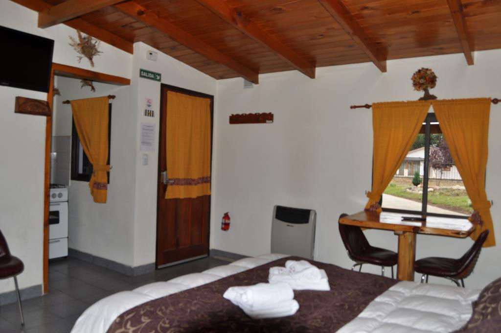 Apart Samay Hue Bungalows Dina Huapi Dış mekan fotoğraf